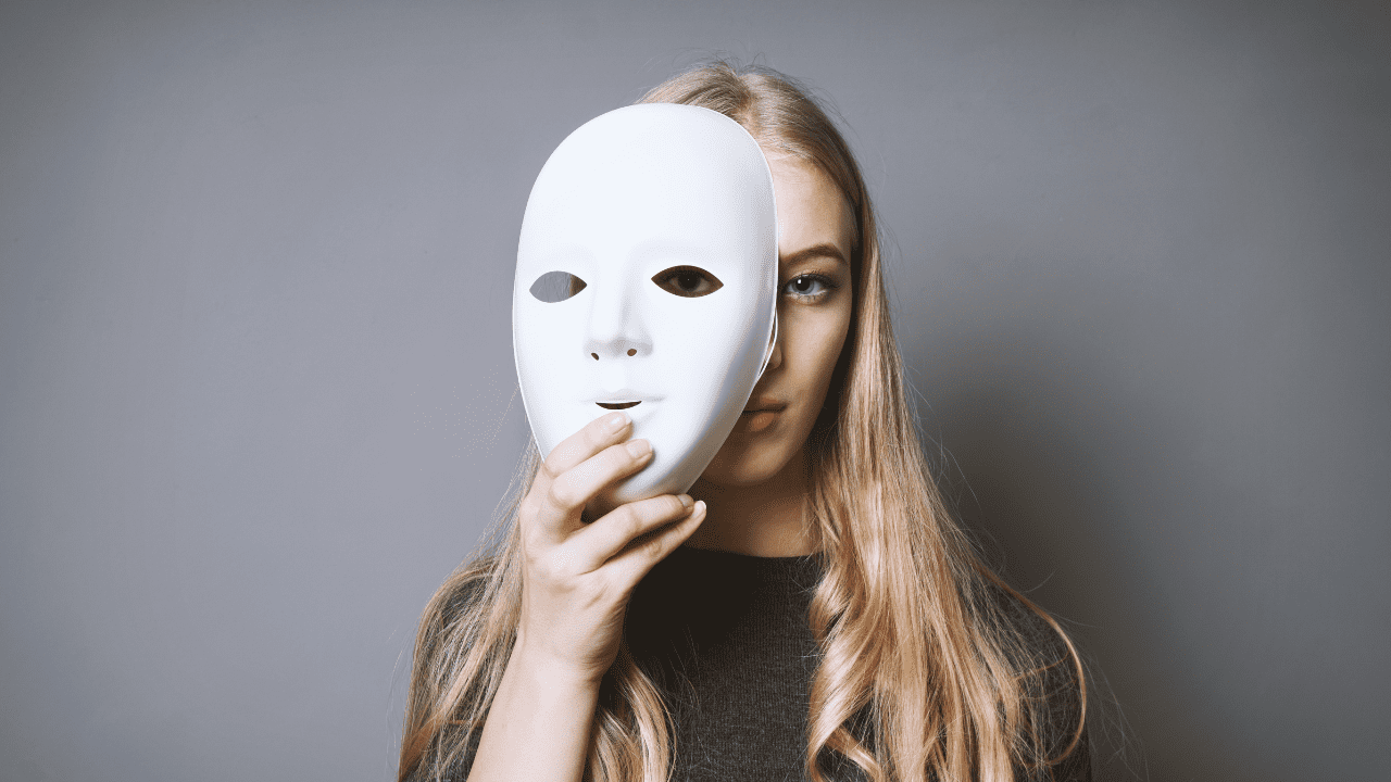 Woman with Borderline Personality Disorder seeking Neuroscience for BPD Symptom Management and utilizing the power of Neuroplasticity and Brain-Based Life Coaching for effective treatment.