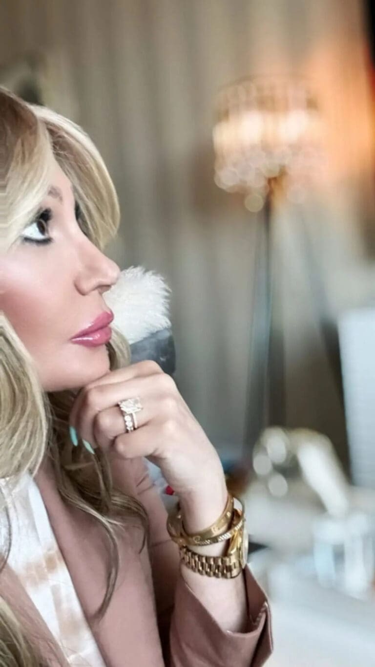 About Me - Dr. Sydney Ceruto